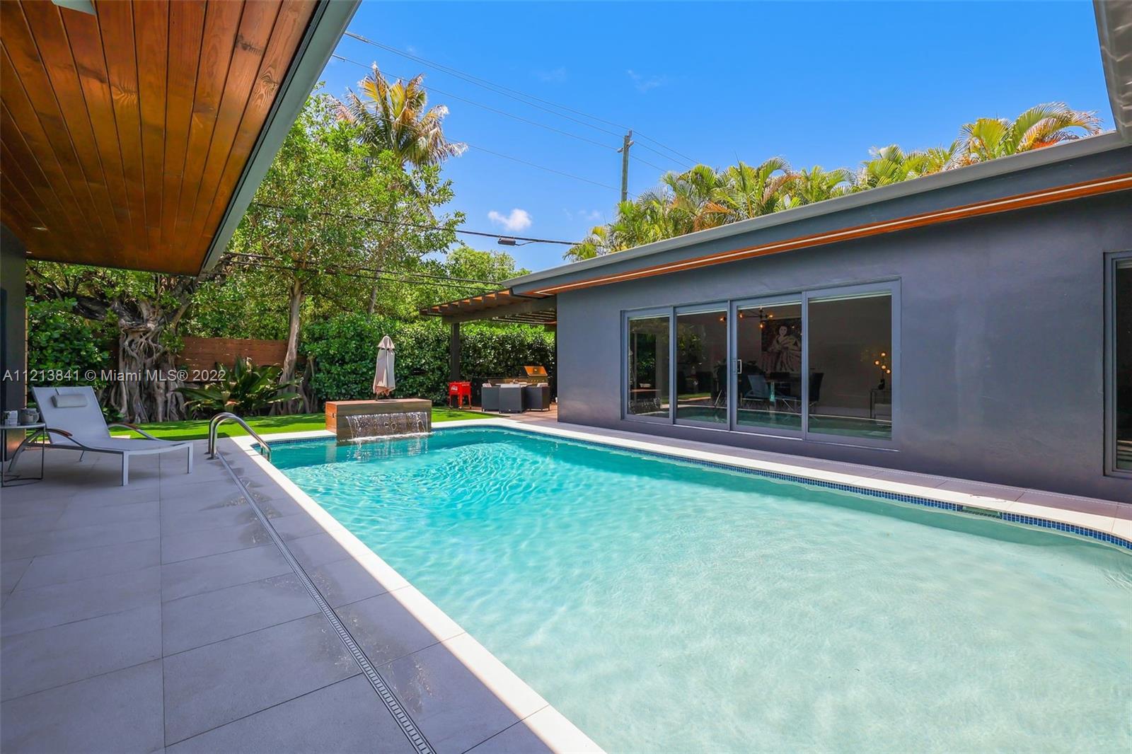 BAY HEIGHTS - Residential