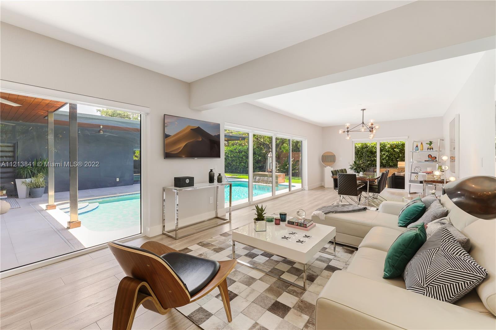 BAY HEIGHTS - Residential