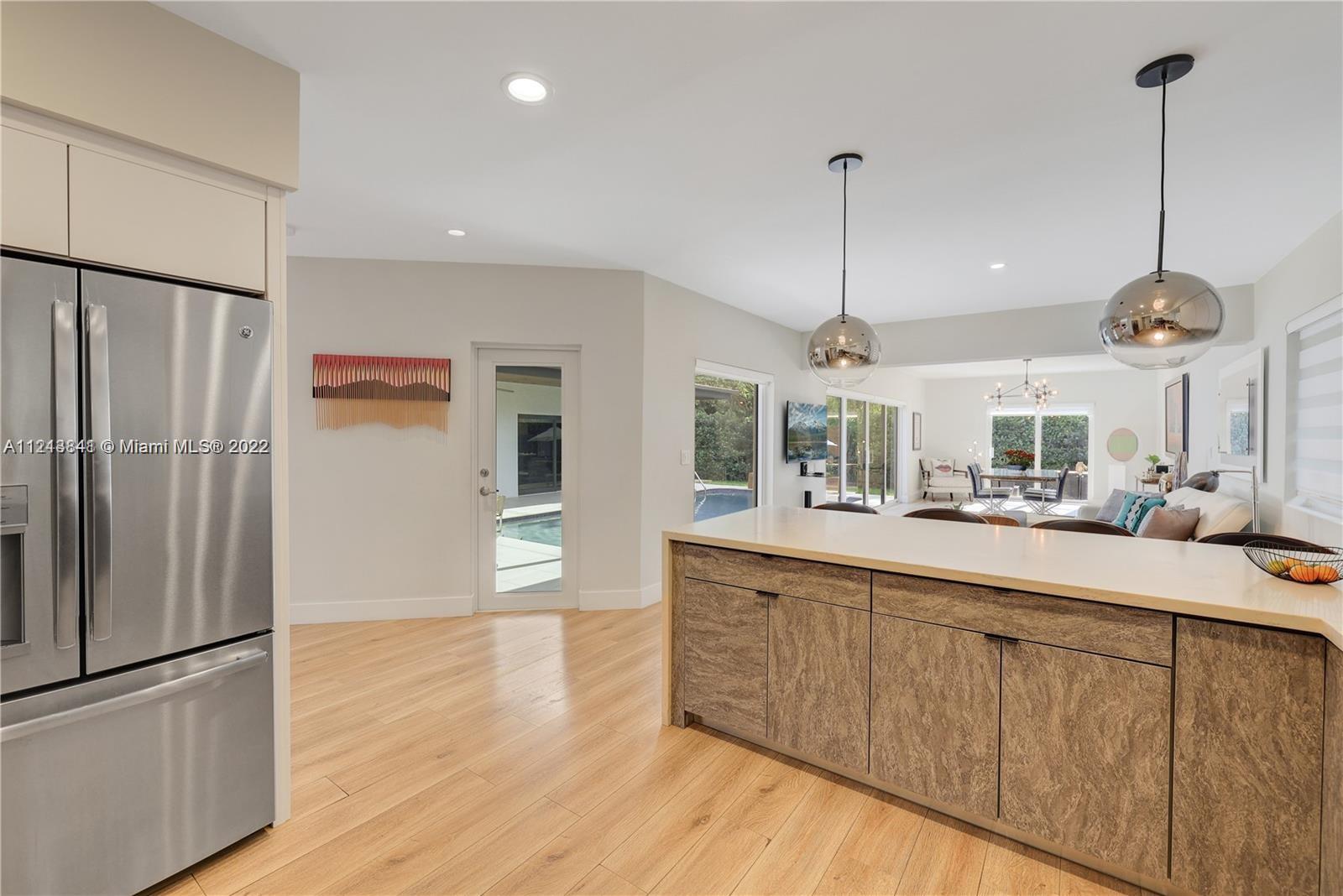 BAY HEIGHTS - Residential