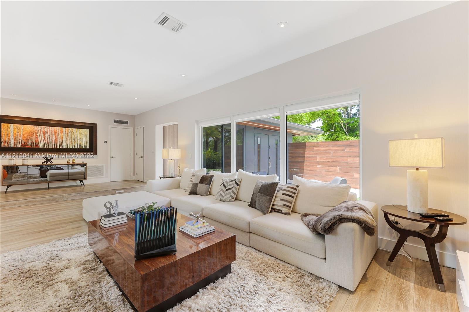 BAY HEIGHTS - Residential