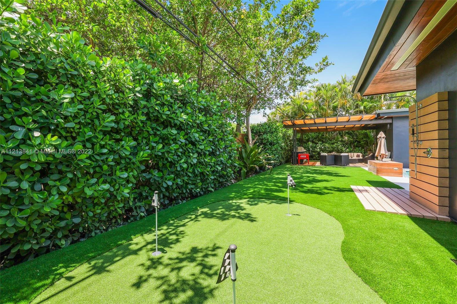 BAY HEIGHTS - Residential