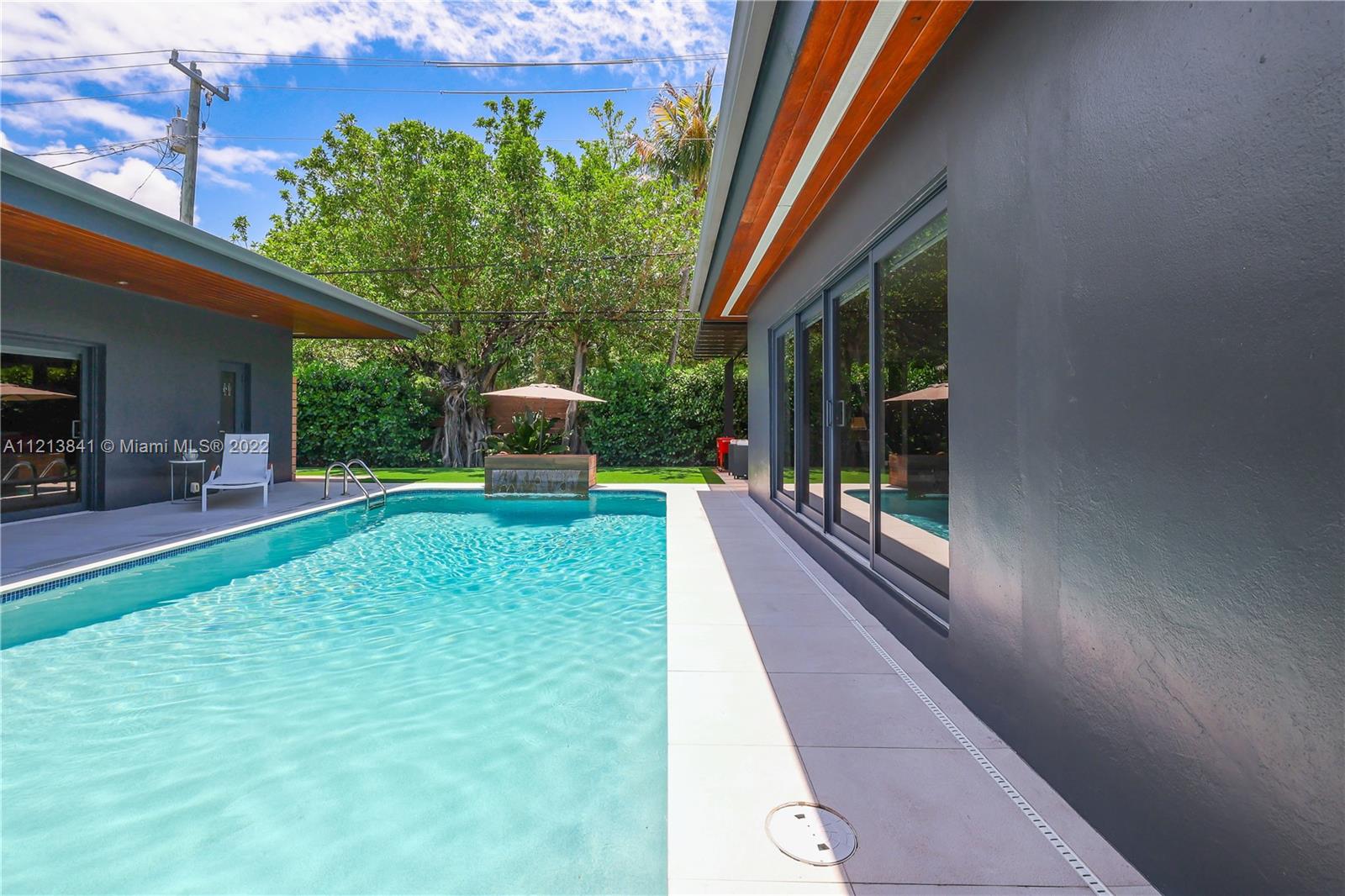 BAY HEIGHTS - Residential