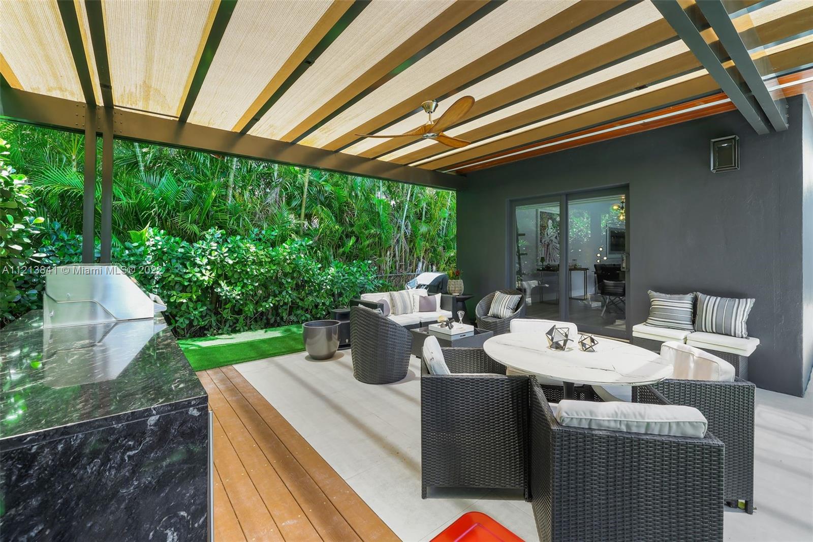 BAY HEIGHTS - Residential