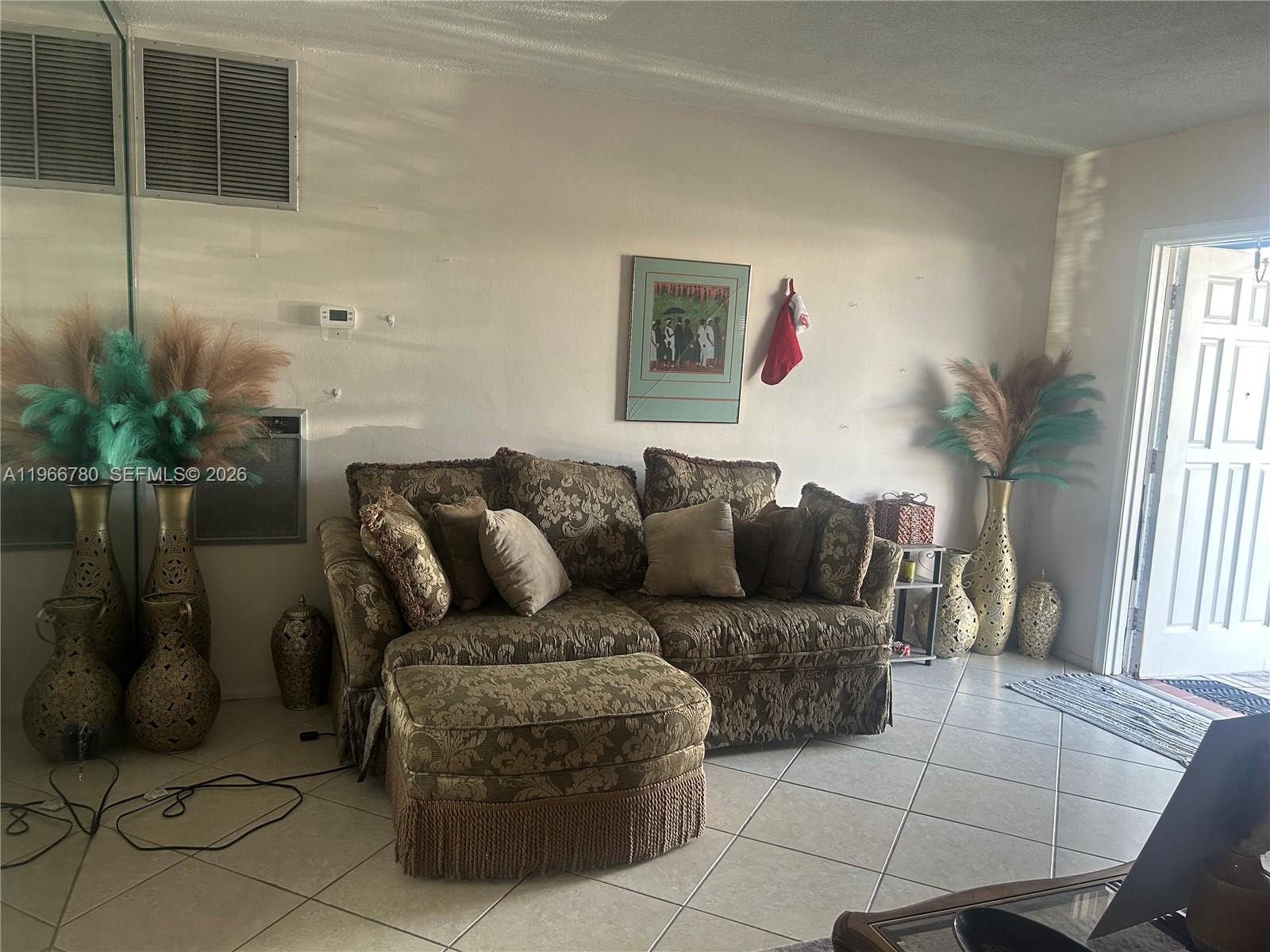 MAINLANDS OF TAMARAC LAKE - Residential