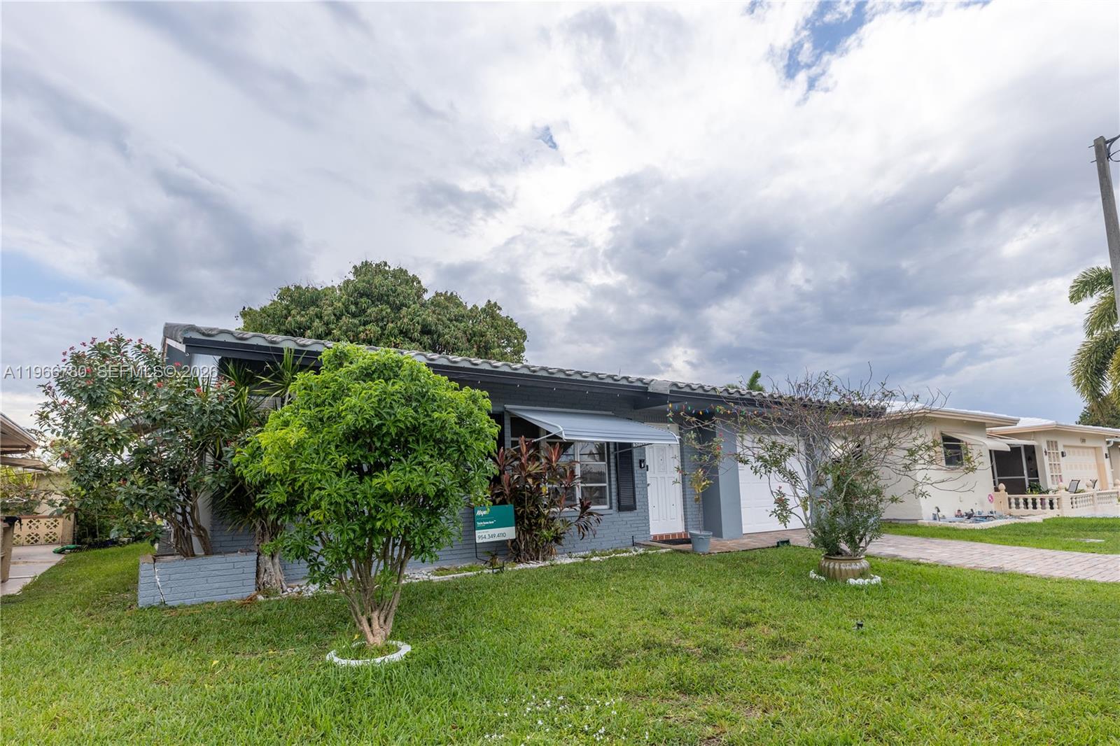 MAINLANDS OF TAMARAC LAKE - Residential