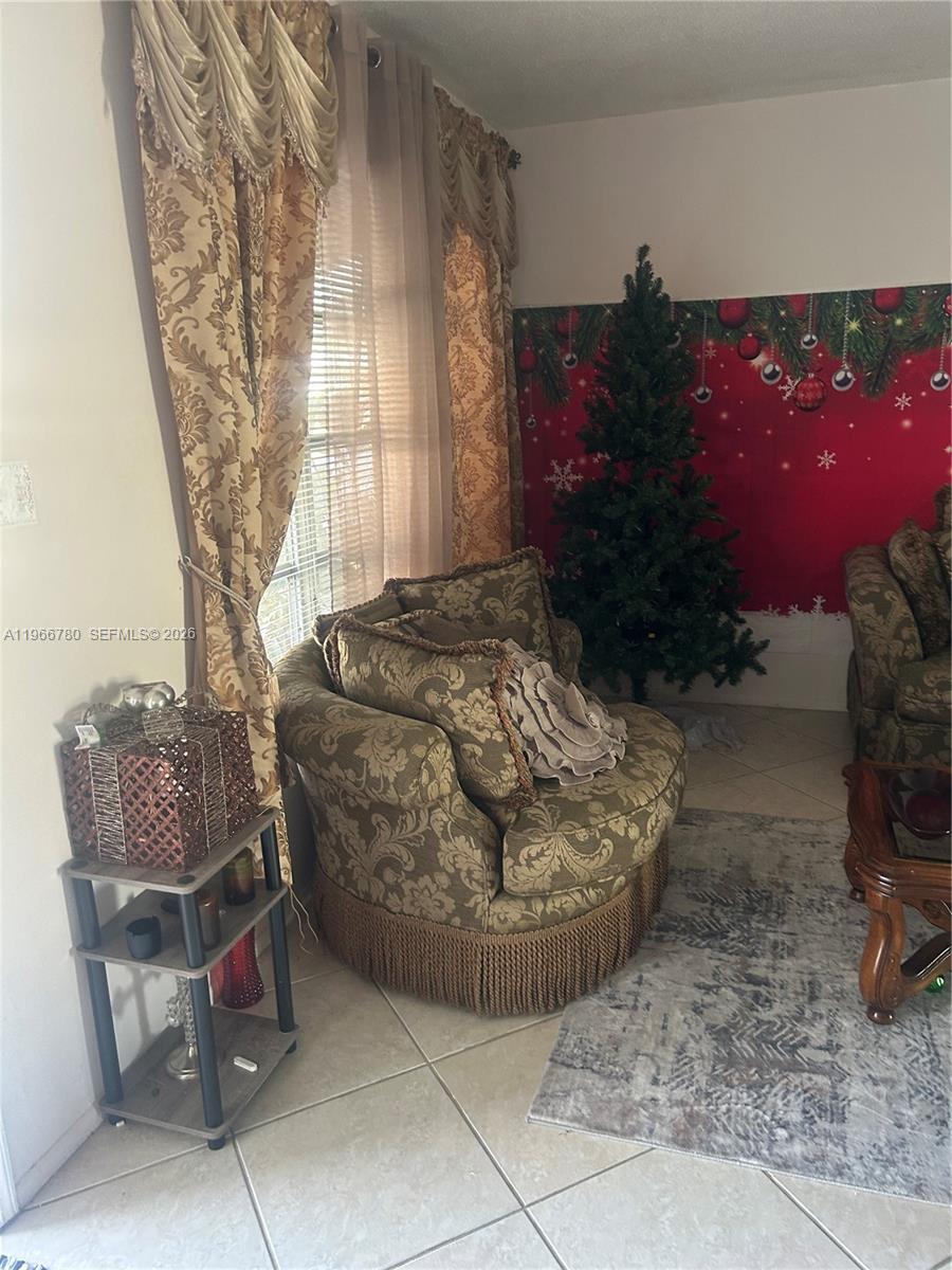 MAINLANDS OF TAMARAC LAKE - Residential