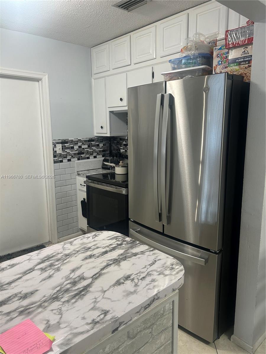 MAINLANDS OF TAMARAC LAKE - Residential