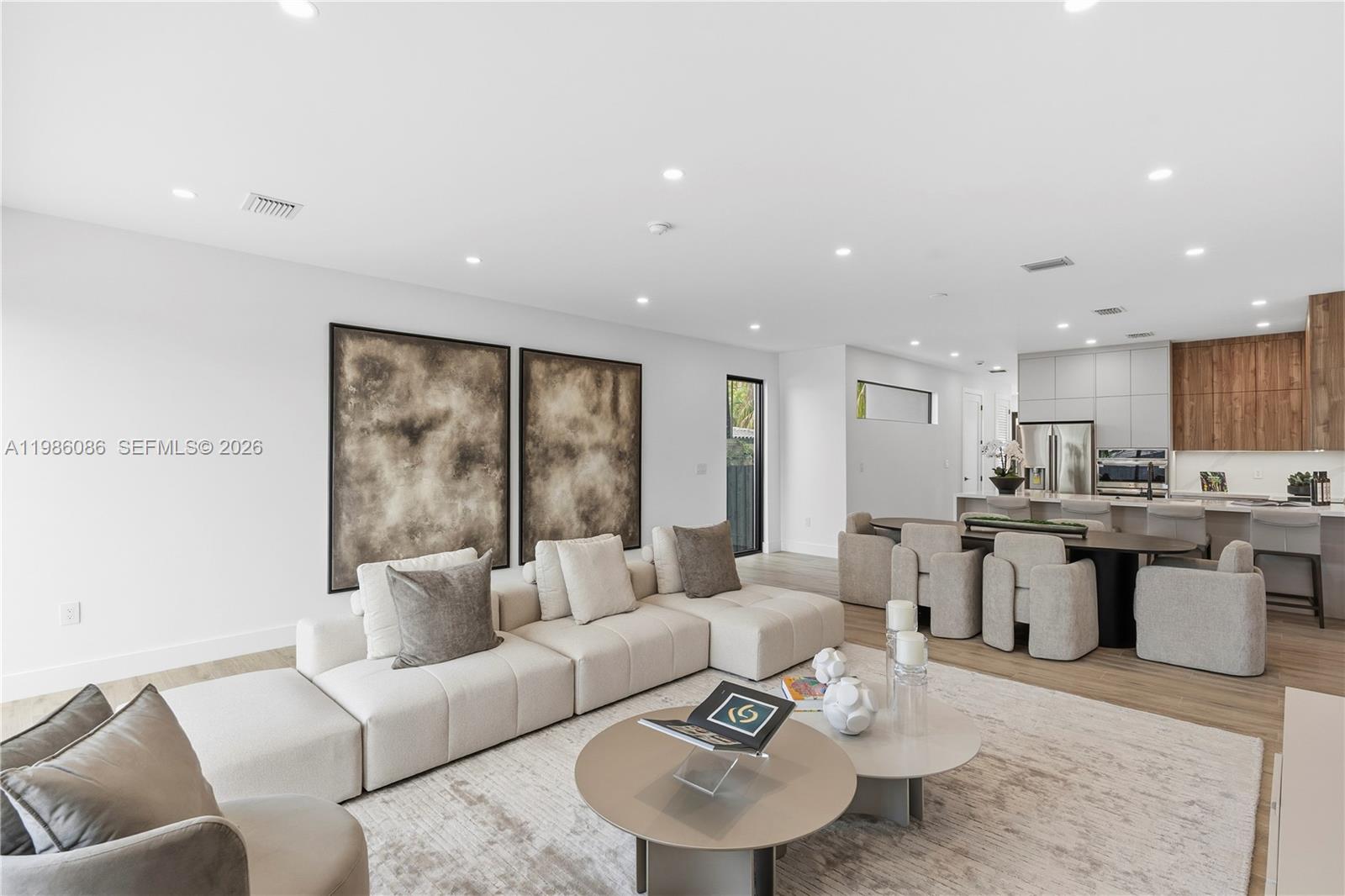 SOUTH BAY ESTATES - Residential