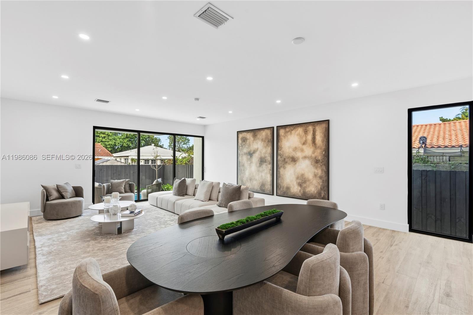 SOUTH BAY ESTATES - Residential