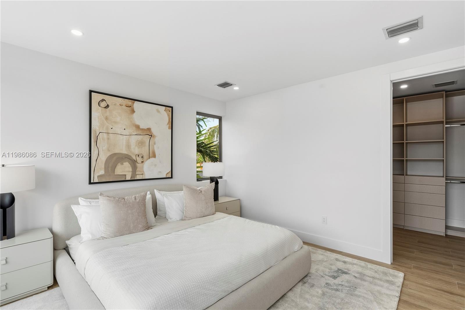 SOUTH BAY ESTATES - Residential