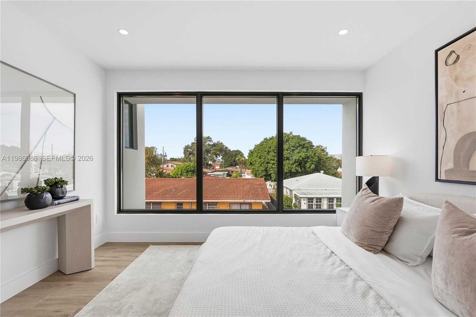 SOUTH BAY ESTATES - Residential