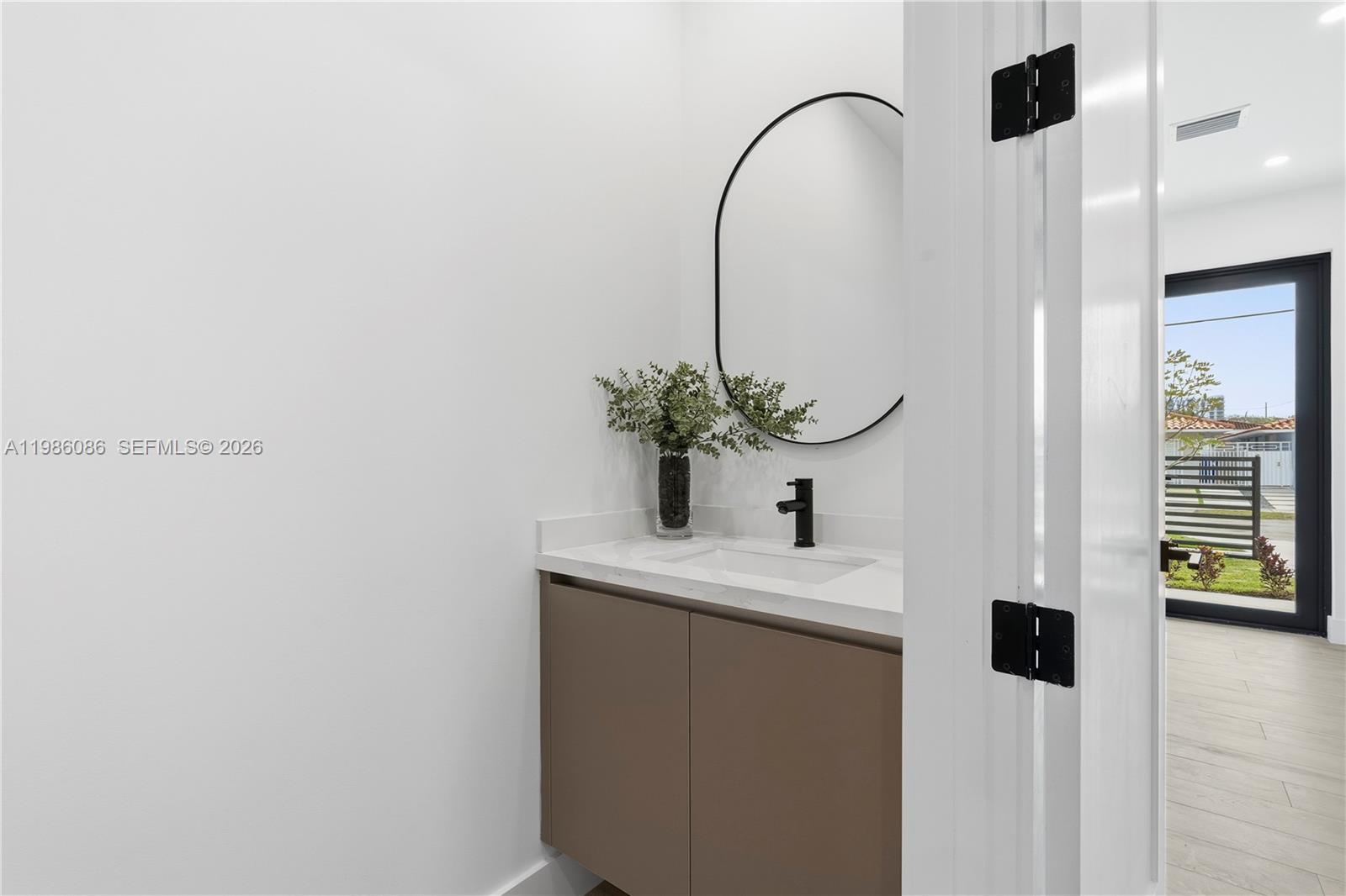 SOUTH BAY ESTATES - Residential