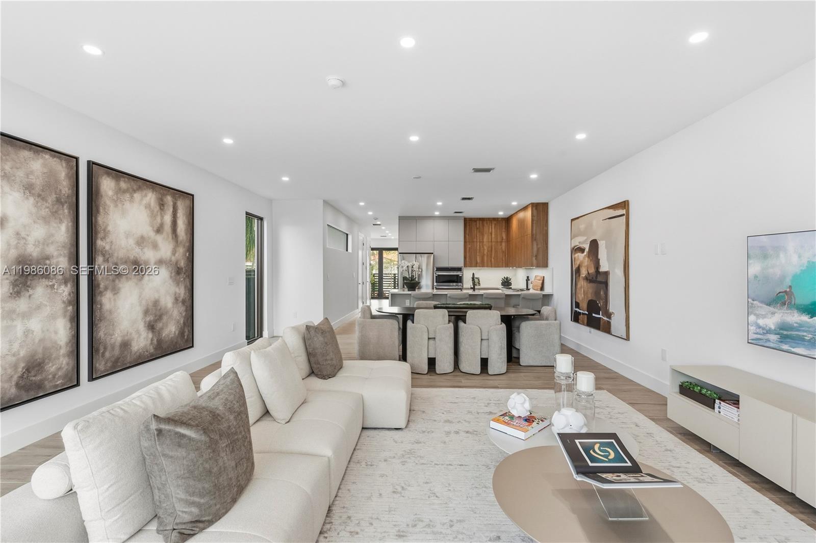 SOUTH BAY ESTATES - Residential