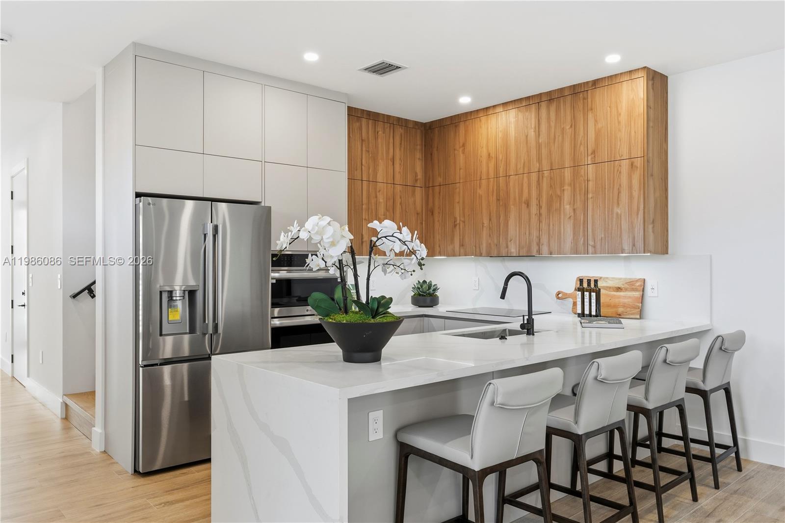 SOUTH BAY ESTATES - Residential