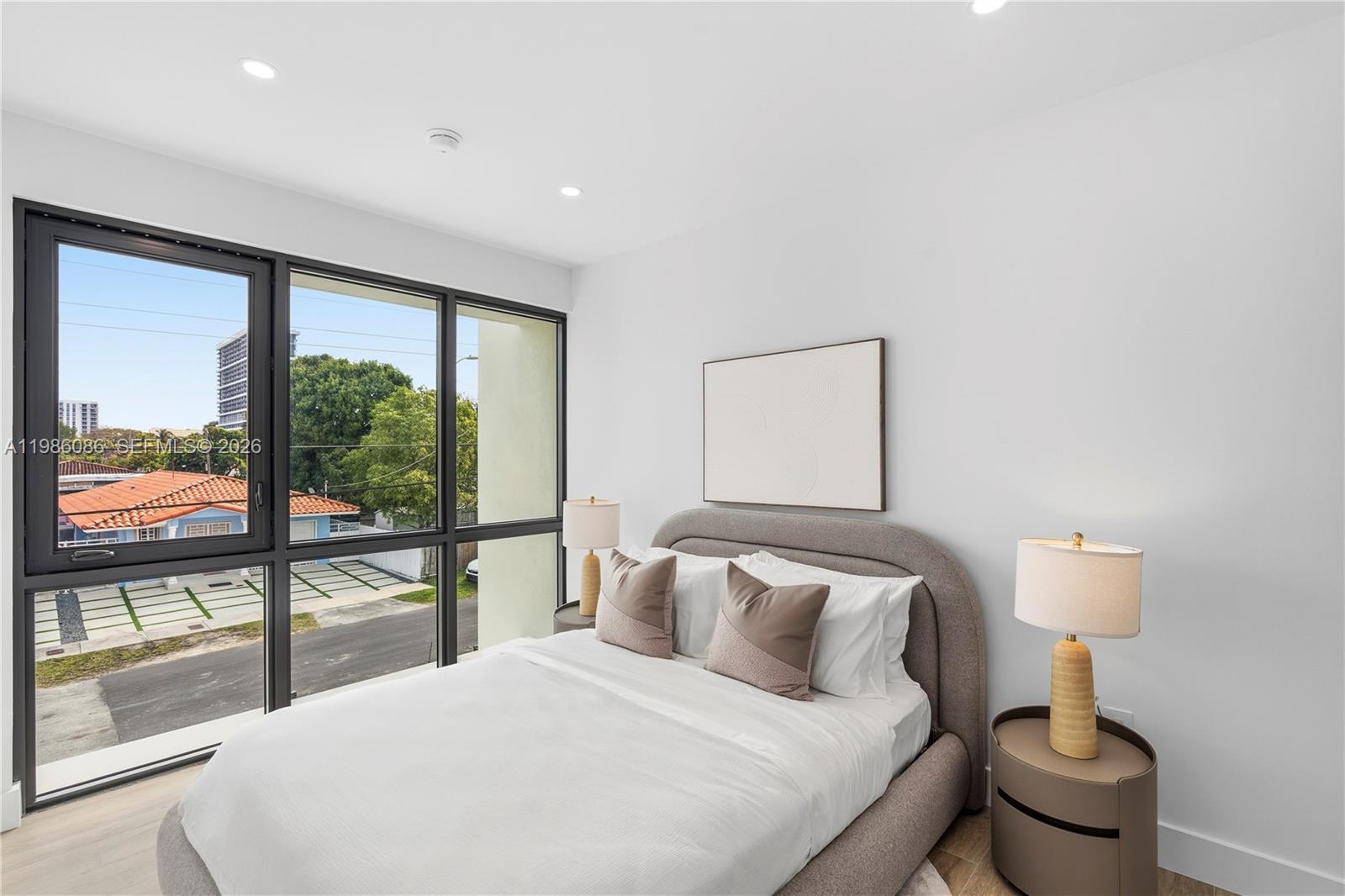 SOUTH BAY ESTATES - Residential