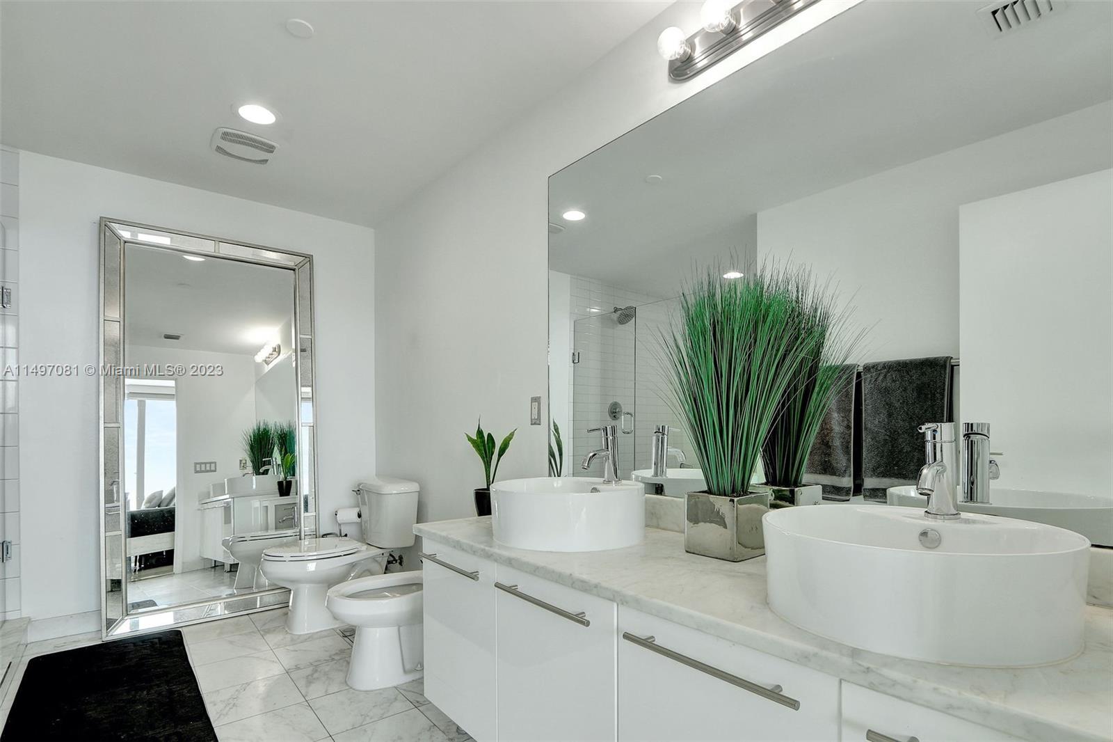 MARINABLUE CONDO - Residential Lease