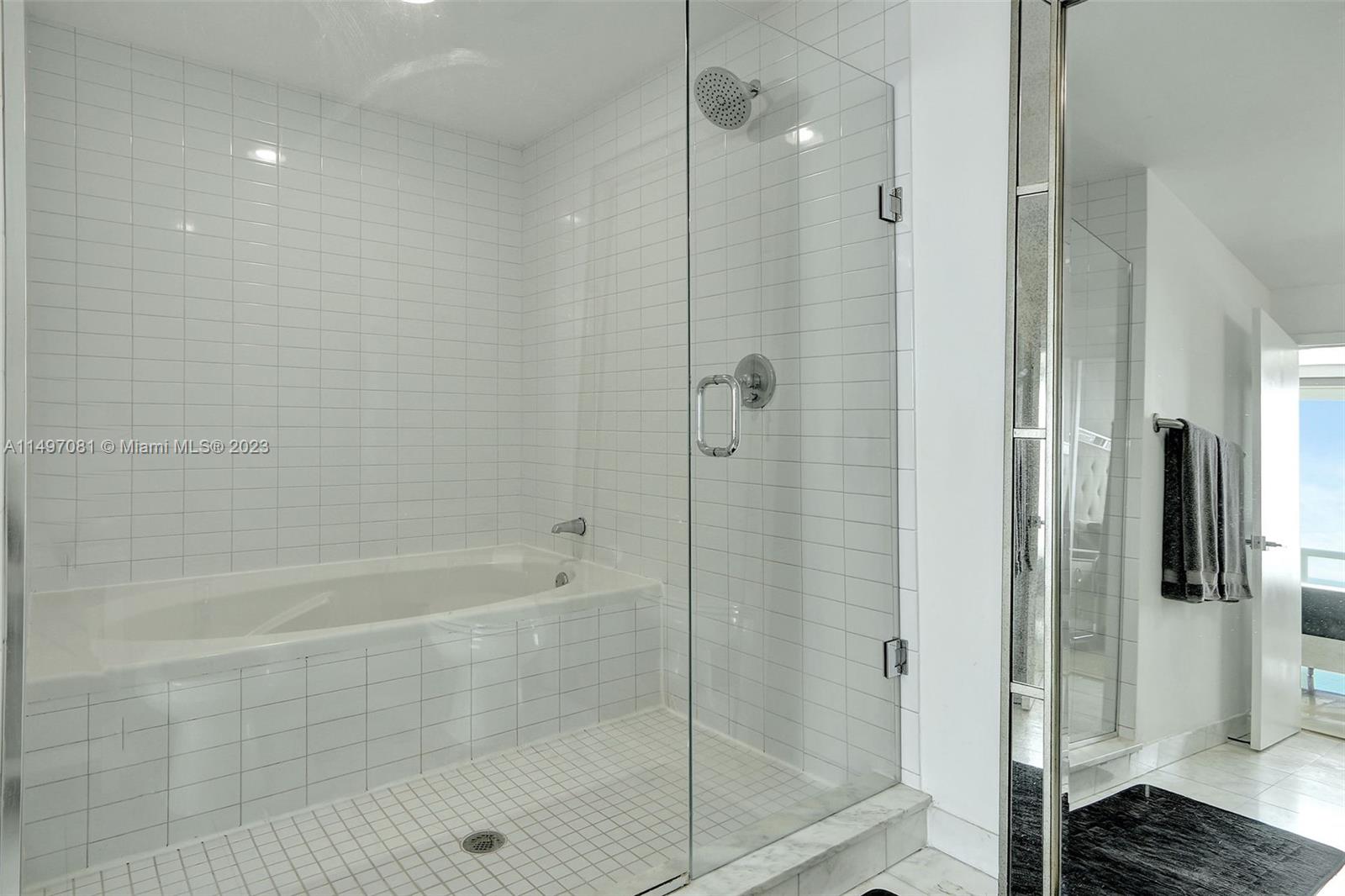 MARINABLUE CONDO - Residential Lease