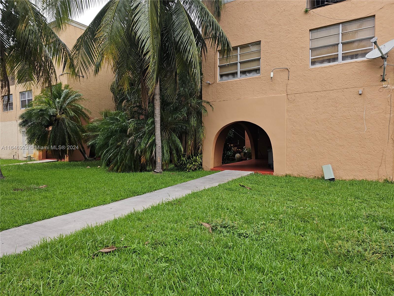 VILLA CATALINA CONDO - Residential