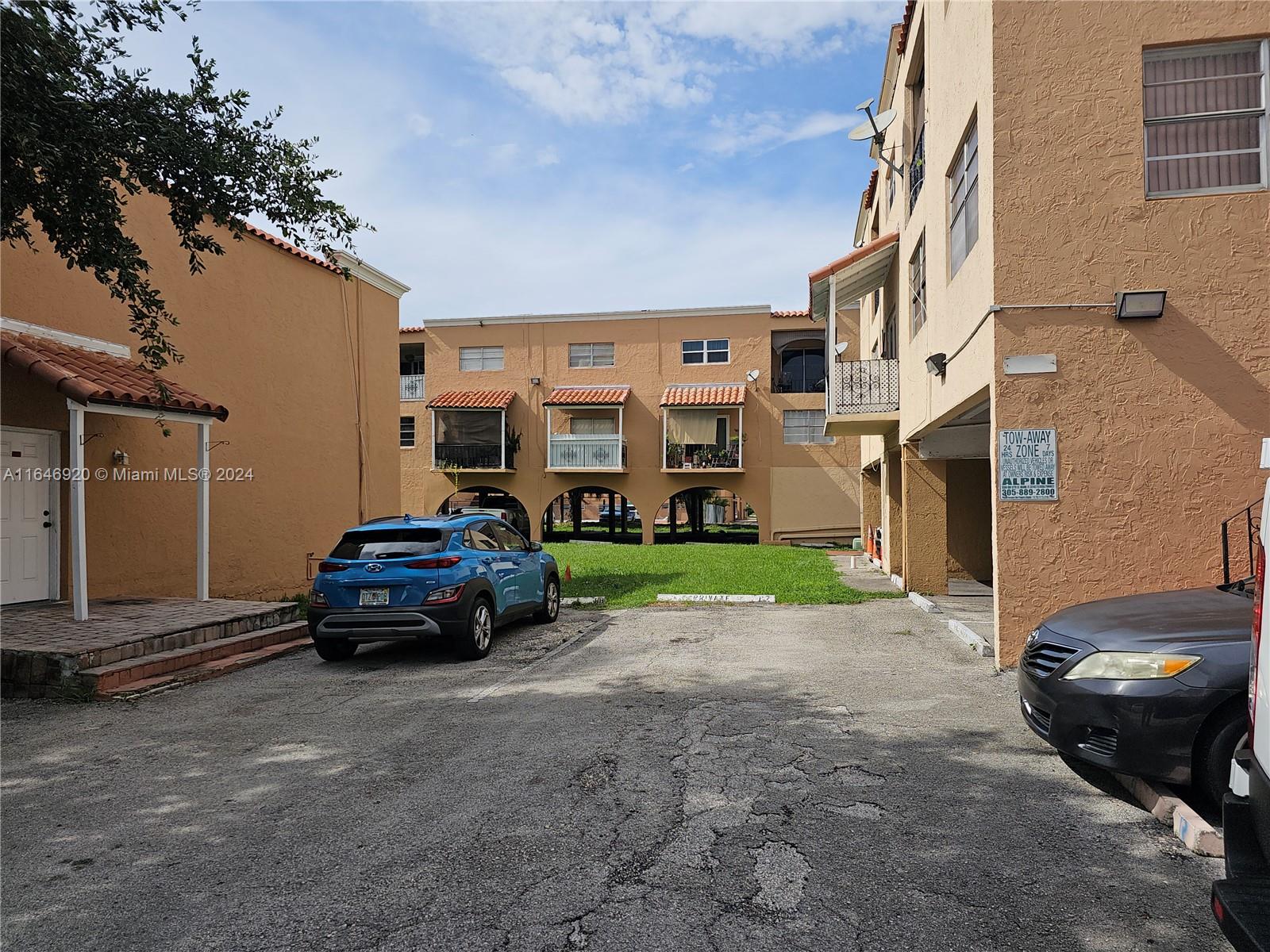 VILLA CATALINA CONDO - Residential