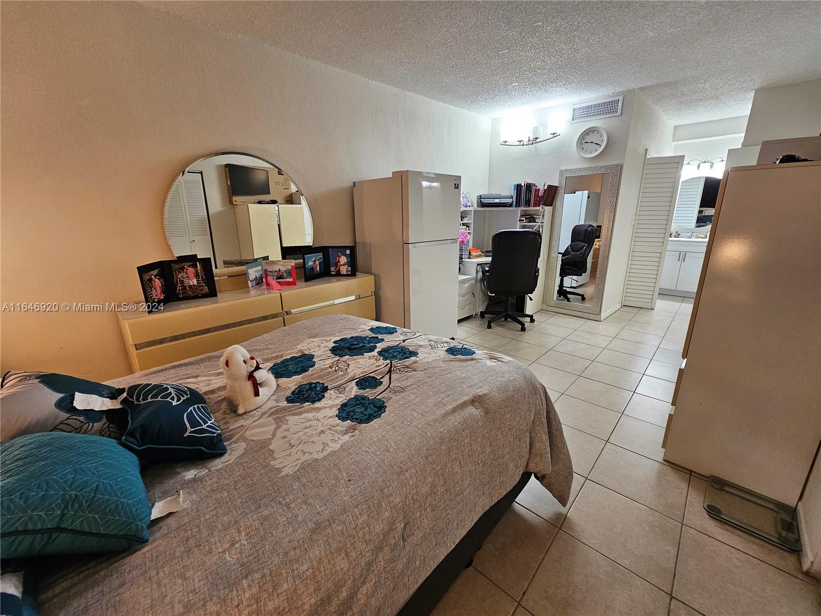 VILLA CATALINA CONDO - Residential