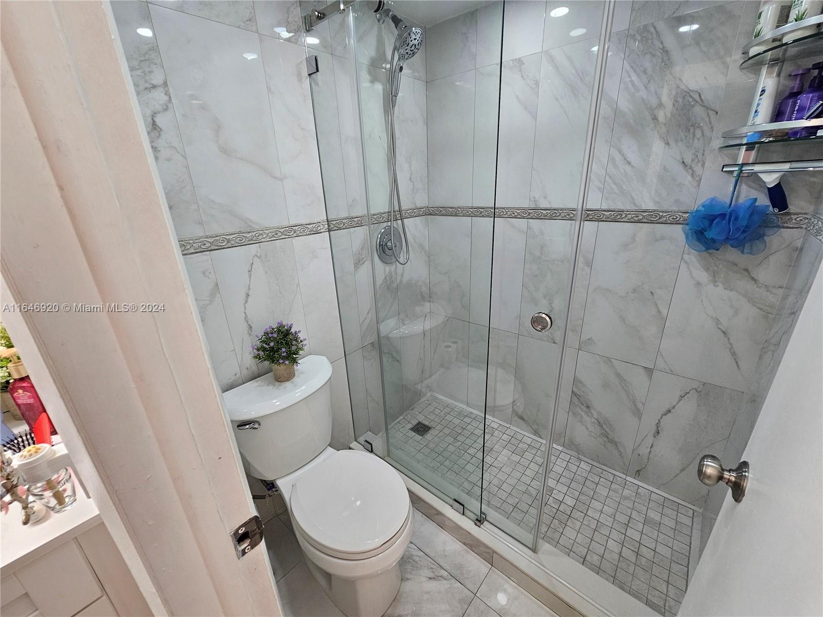 VILLA CATALINA CONDO - Residential