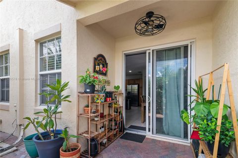 Townhouse in Delray Beach FL 1020 Longport Cir Cir 35.jpg