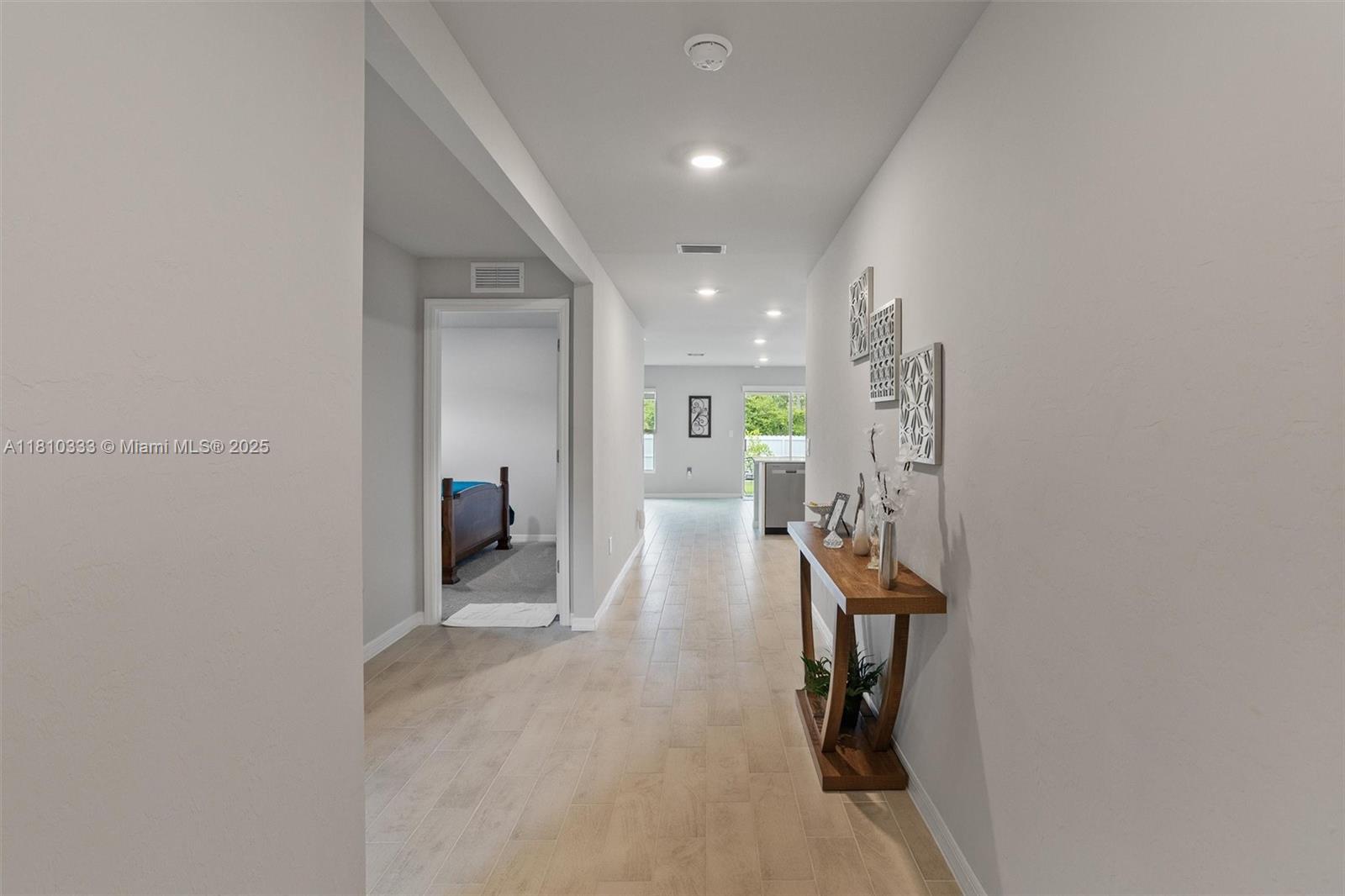 Port Labelle - Residential