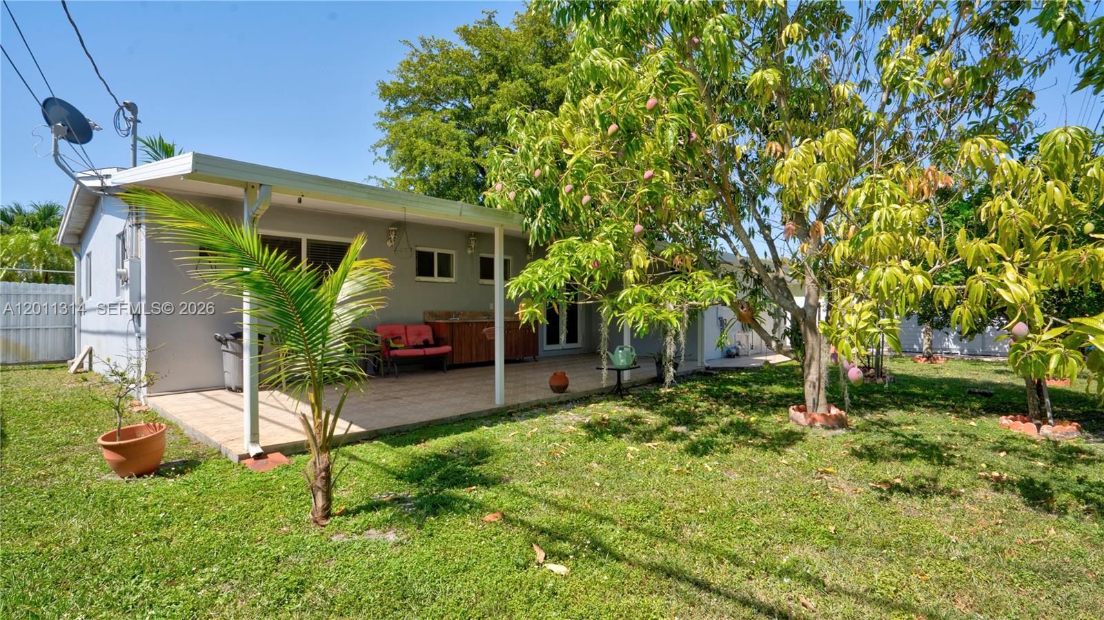 MIRACLE MANOR 3RD ADDN - Residential