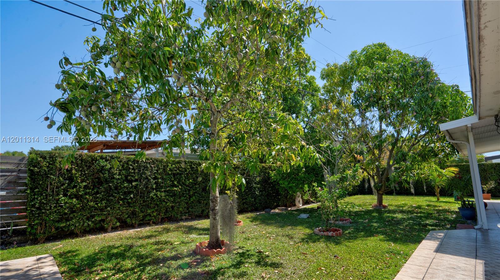 MIRACLE MANOR 3RD ADDN - Residential