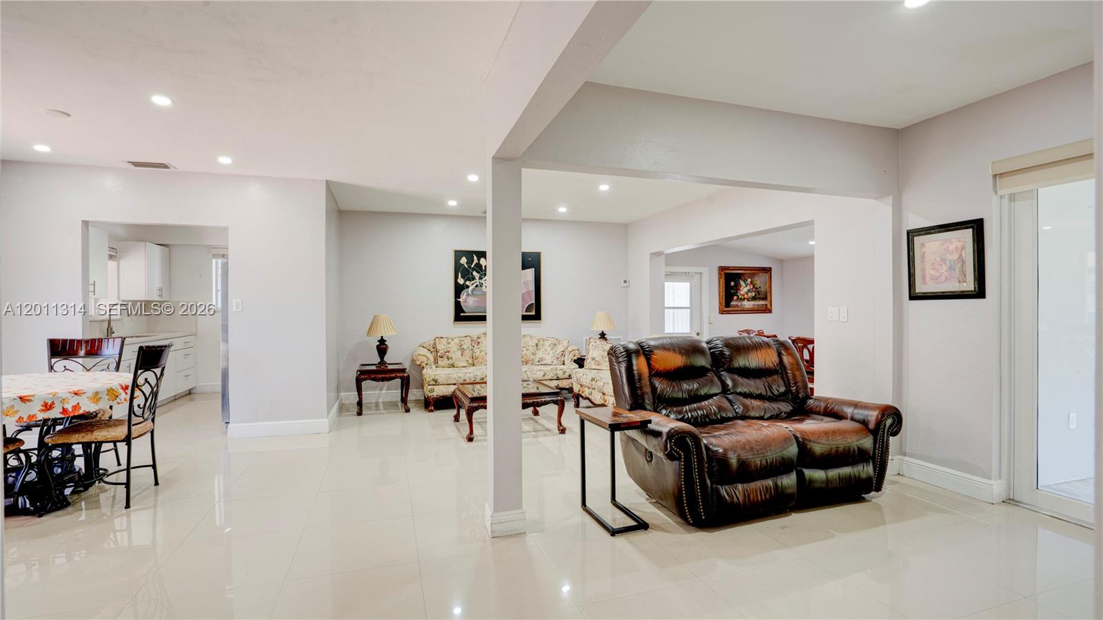 MIRACLE MANOR 3RD ADDN - Residential