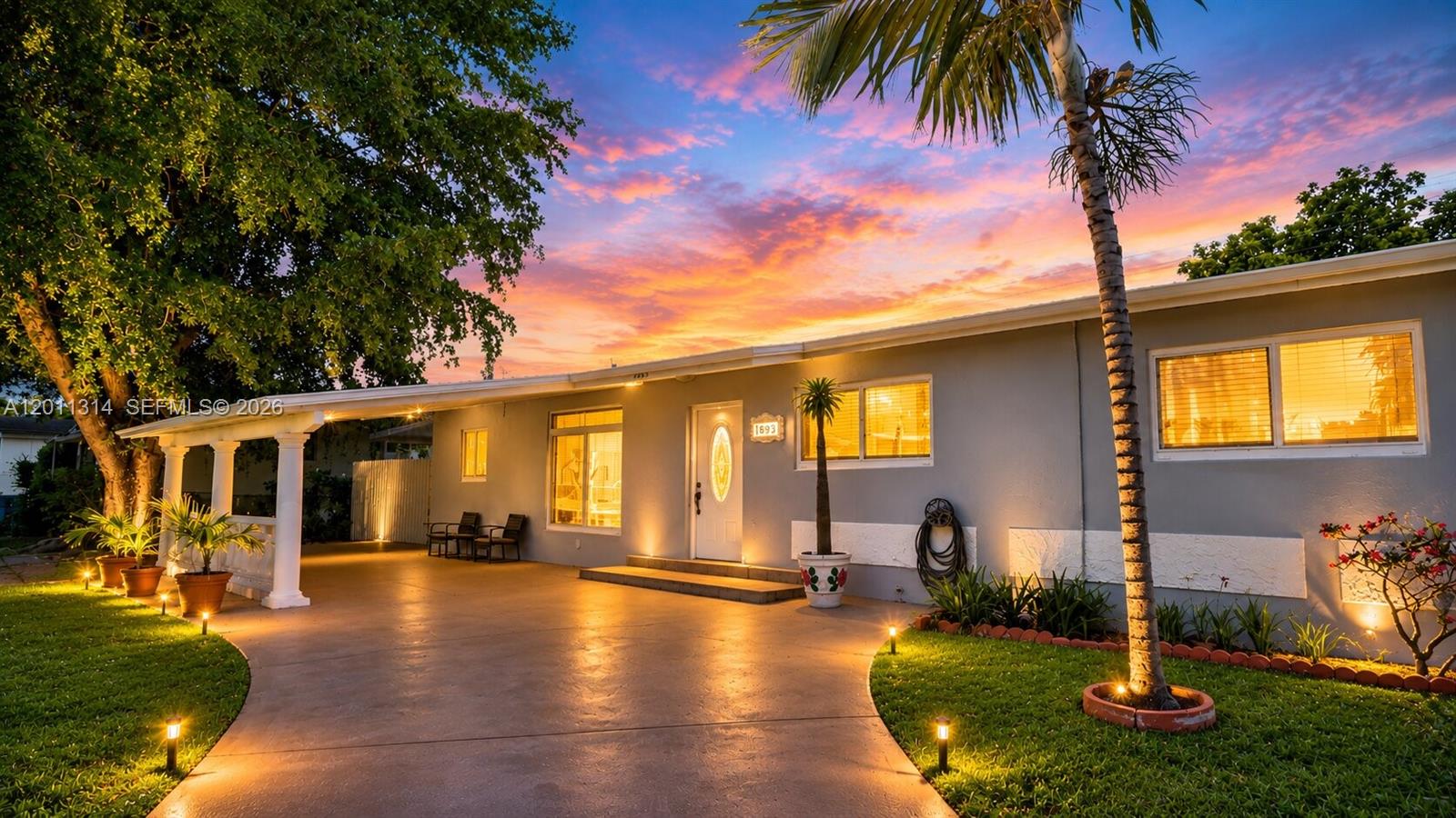 MIRACLE MANOR 3RD ADDN - Residential