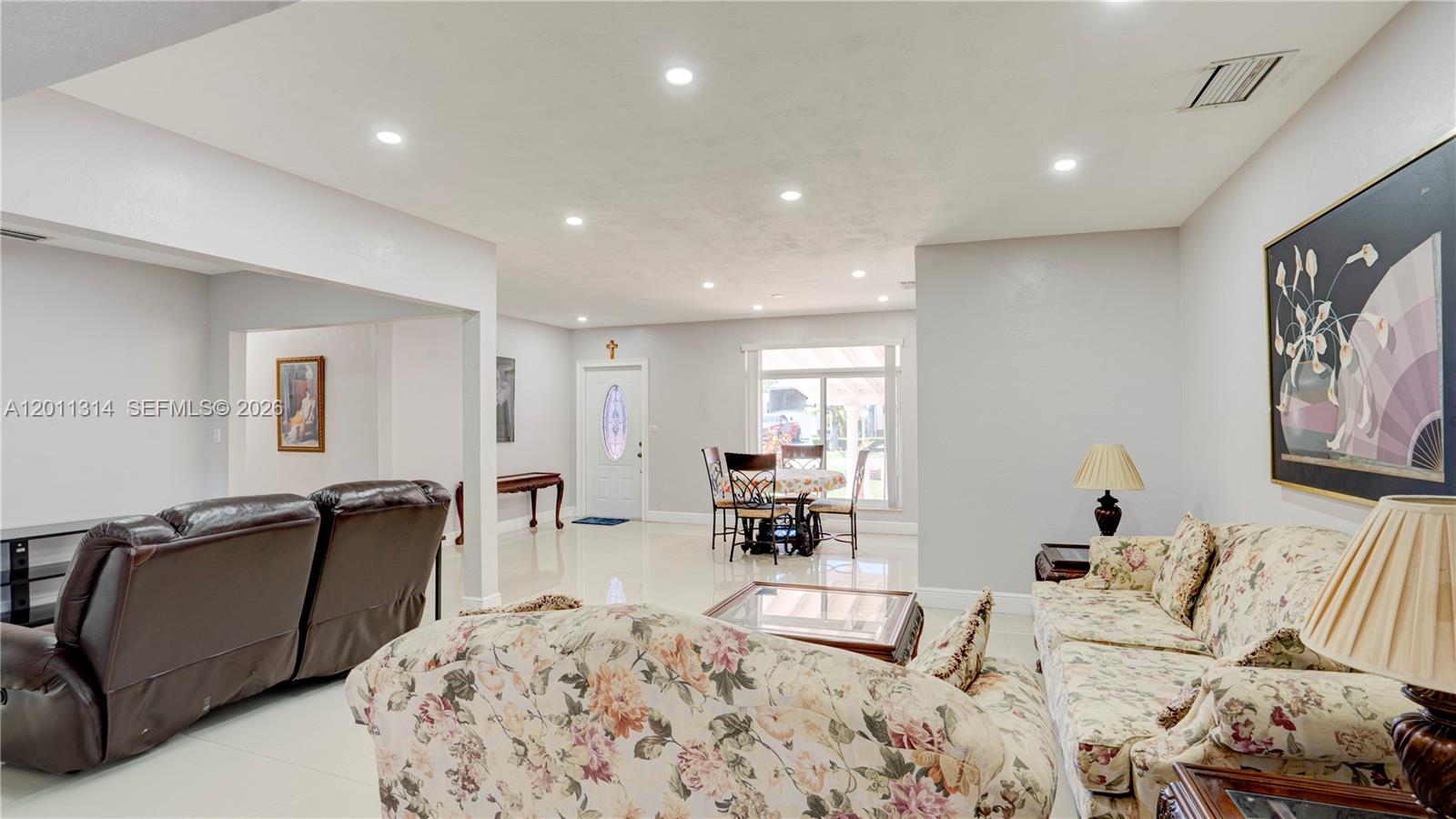 MIRACLE MANOR 3RD ADDN - Residential