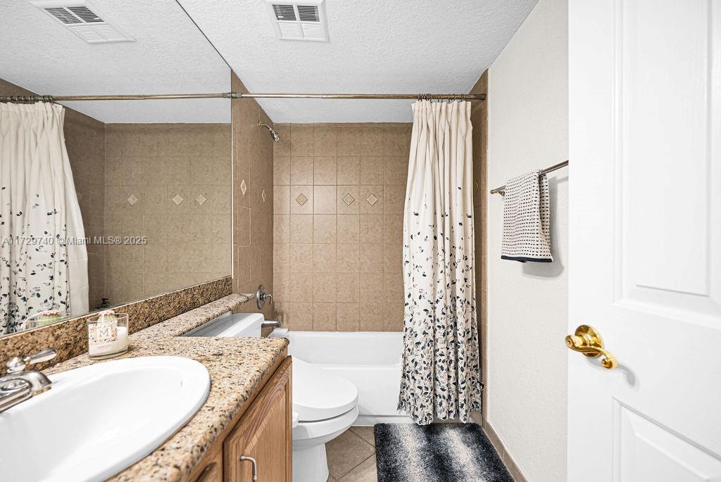 PINE CREST VILLAGE I AT - Residential