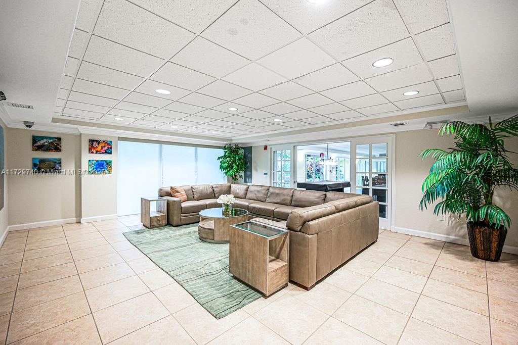 PINE CREST VILLAGE I AT - Residential