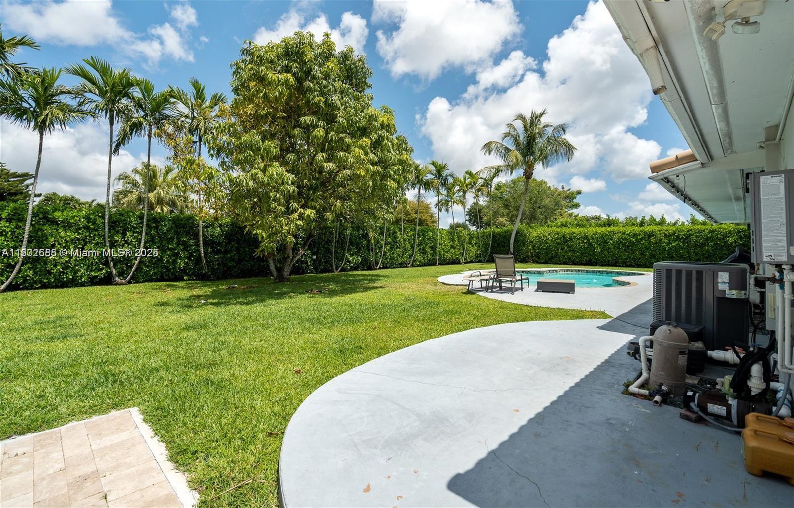 PINE SHORE SEC 1 - Residential Lease