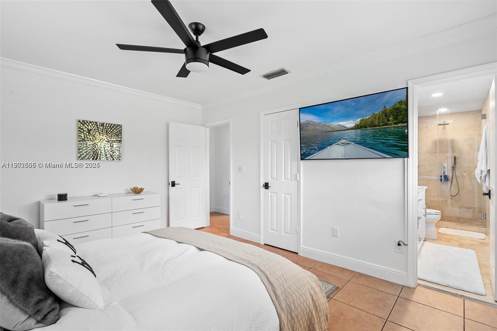 PINE SHORE SEC 1 - Residential Lease