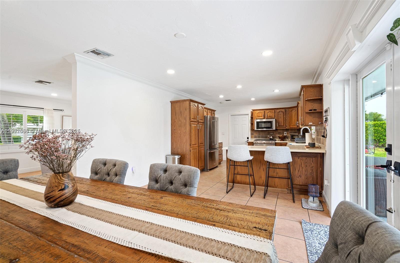 PINE SHORE SEC 1 - Residential Lease