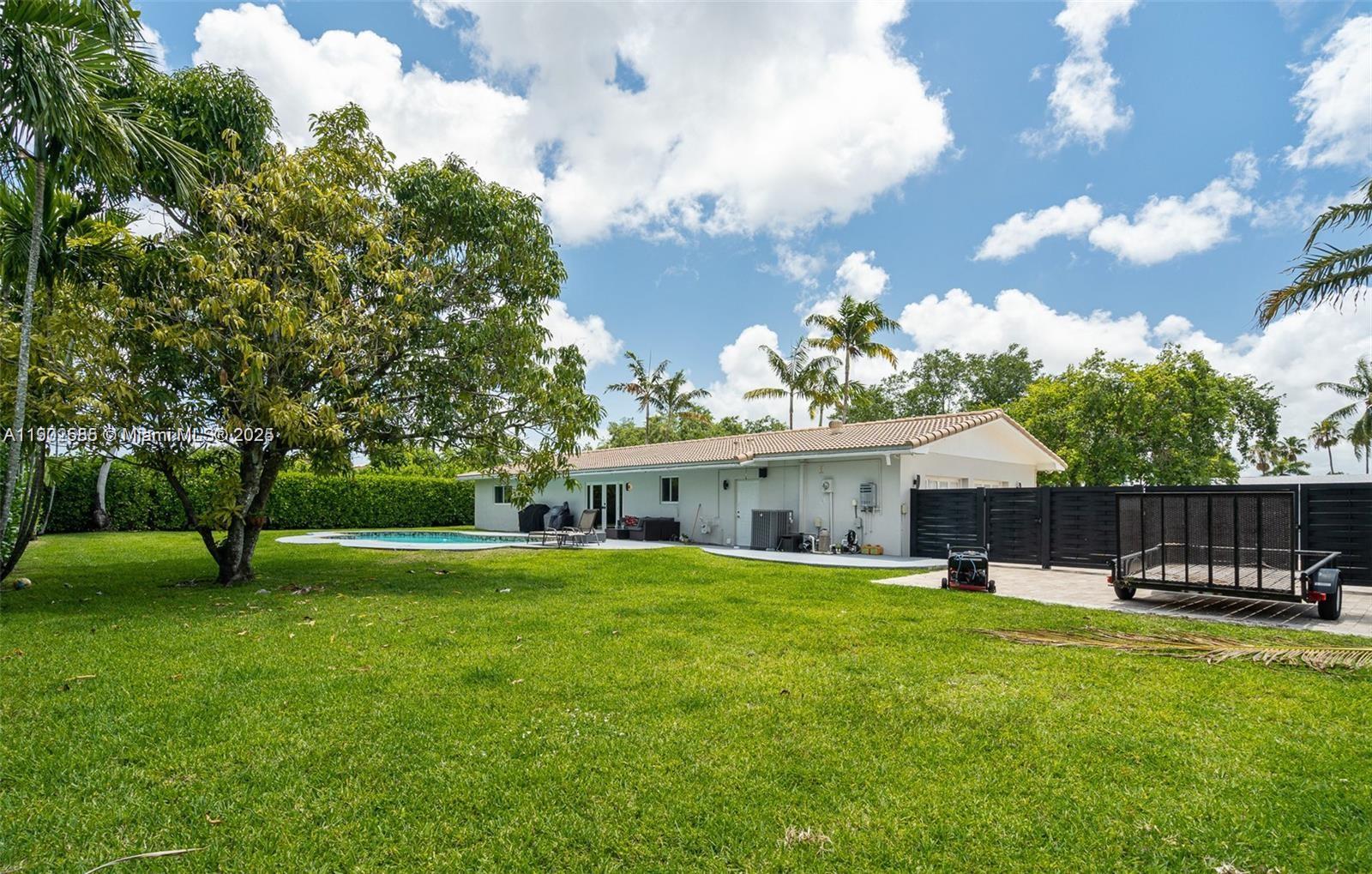 PINE SHORE SEC 1 - Residential Lease