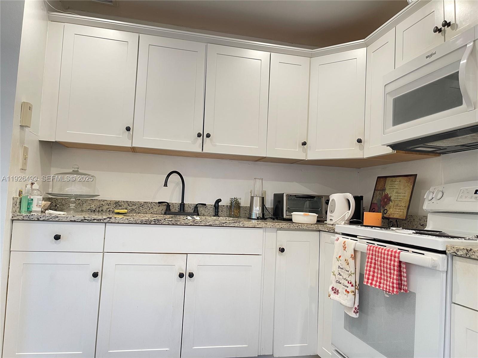 1599 NW 43rd Ave 108