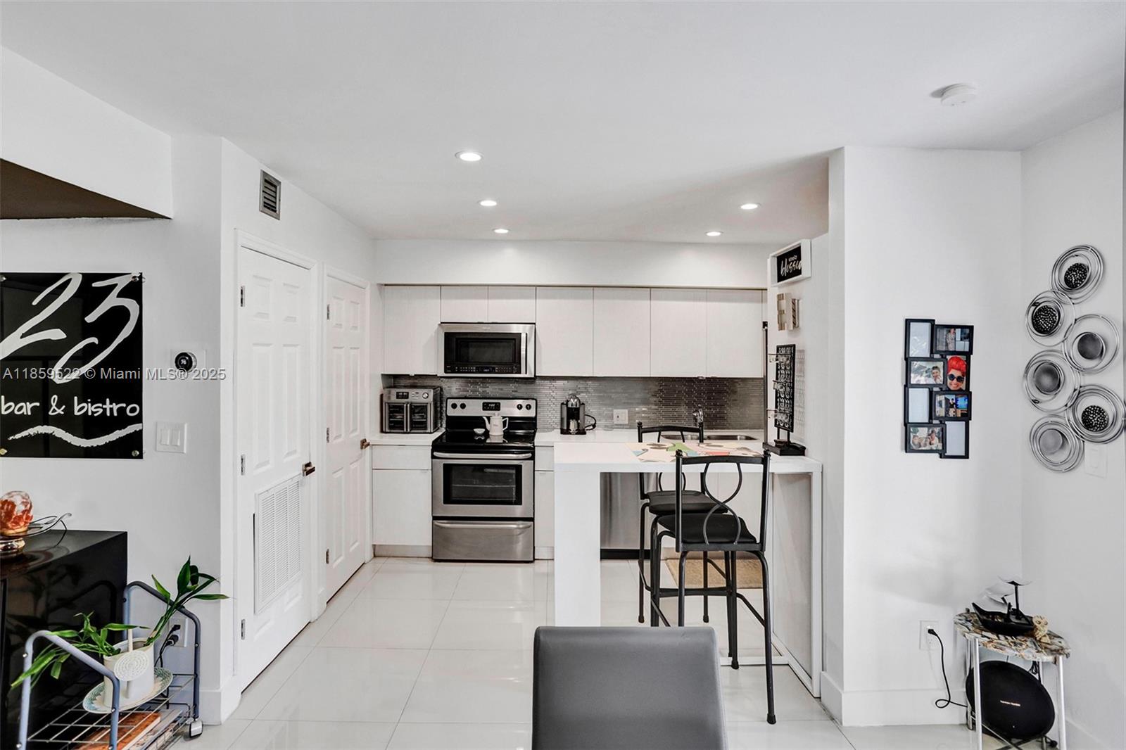 KENDALL ACRES WEST CONDO - Residential