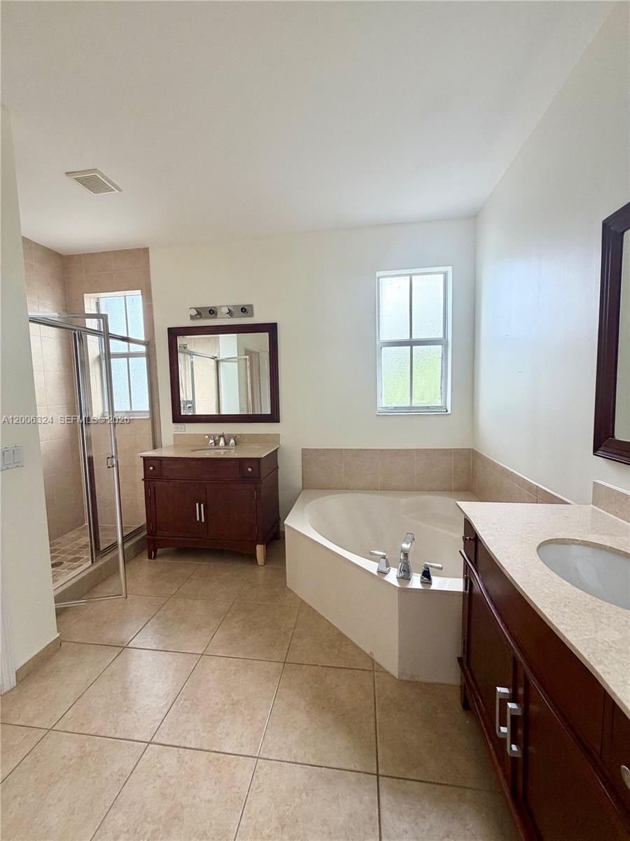 RESERVE AT DORAL EAST - Residential Lease