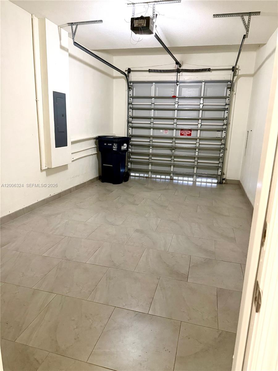 RESERVE AT DORAL EAST - Residential Lease