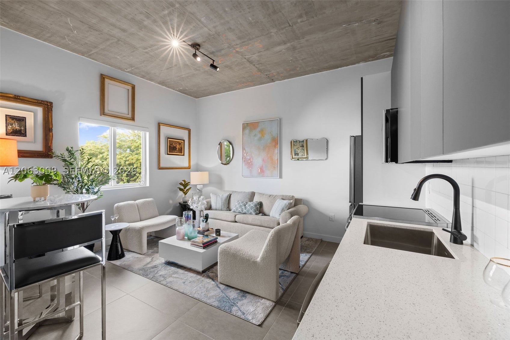 315 NW 32 ST 303