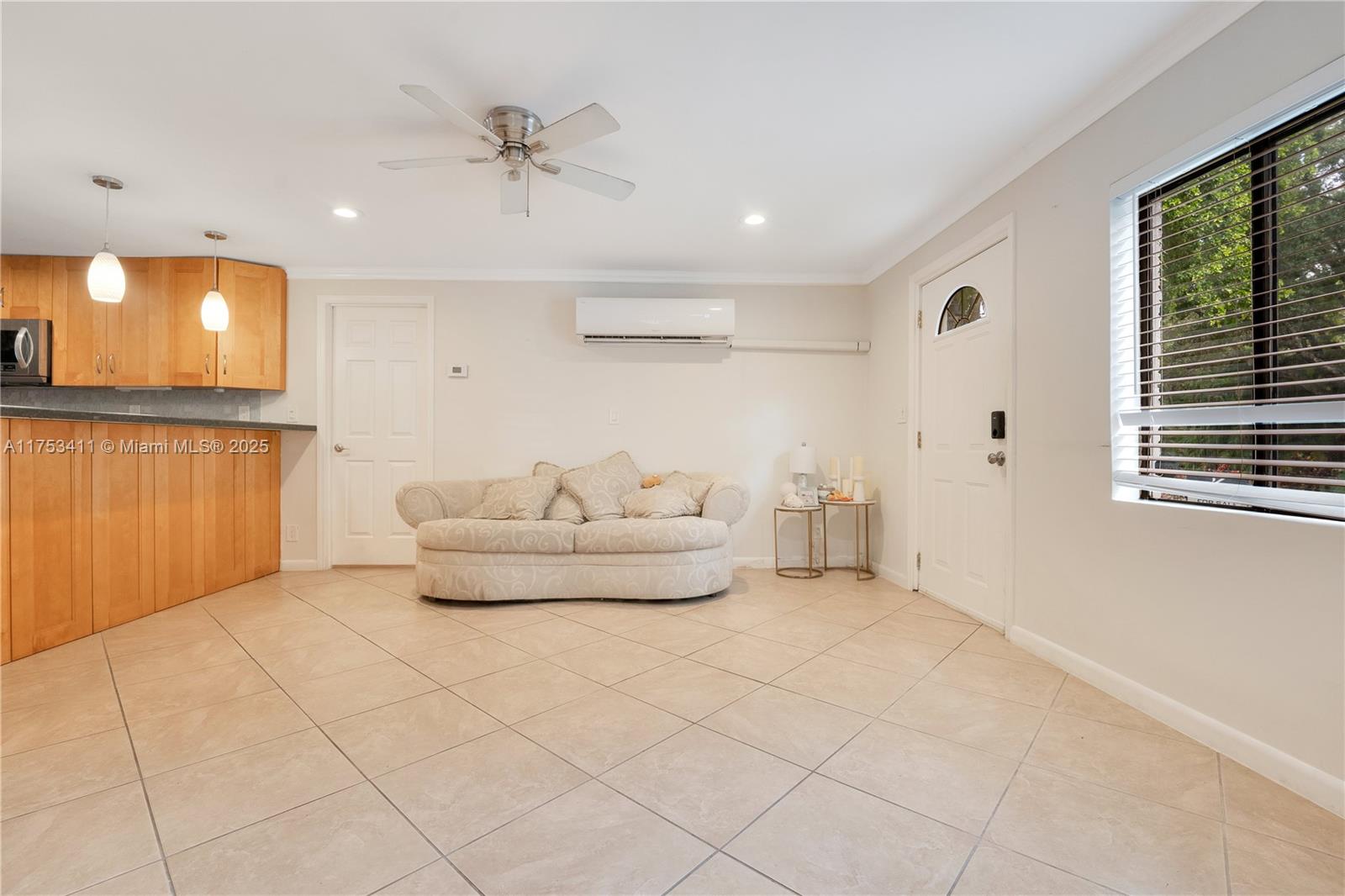 1663 SW 28th Ave
