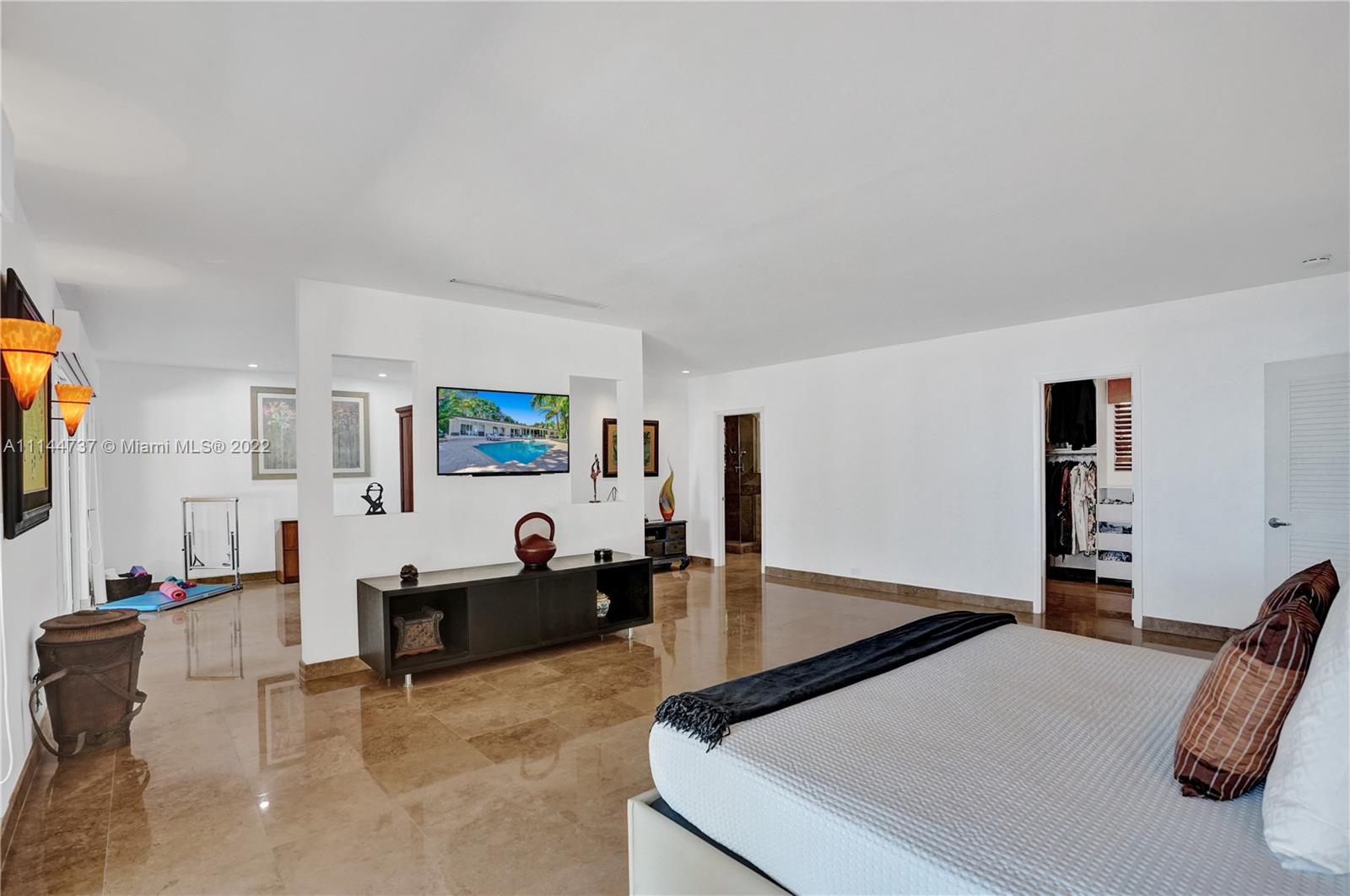 GORDON TR - Residential