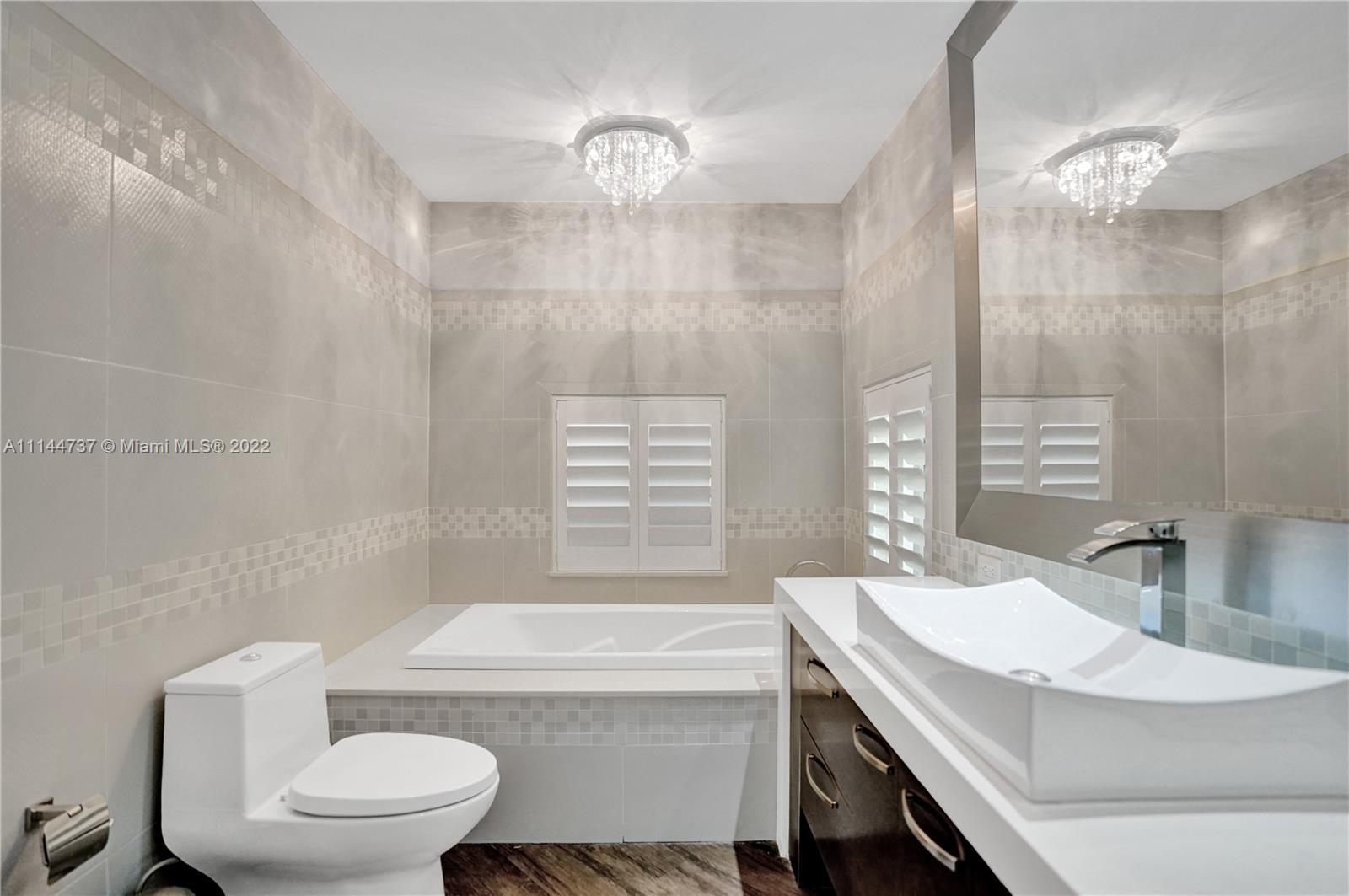 GORDON TR - Residential