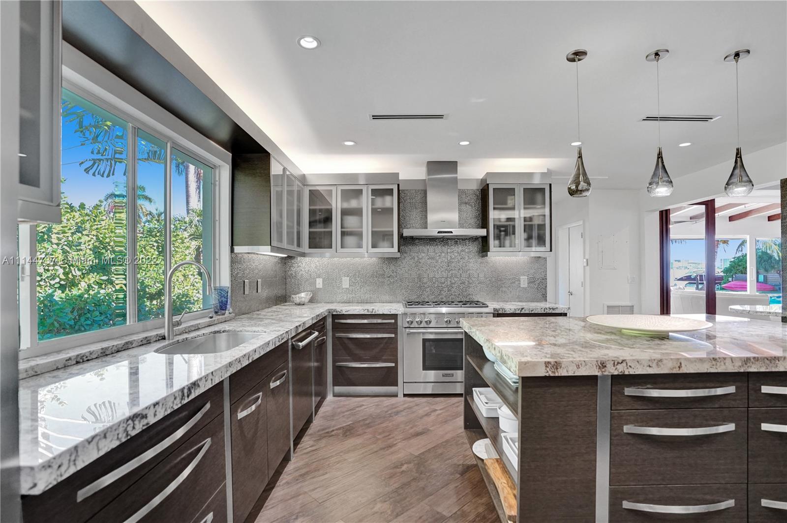 GORDON TR - Residential