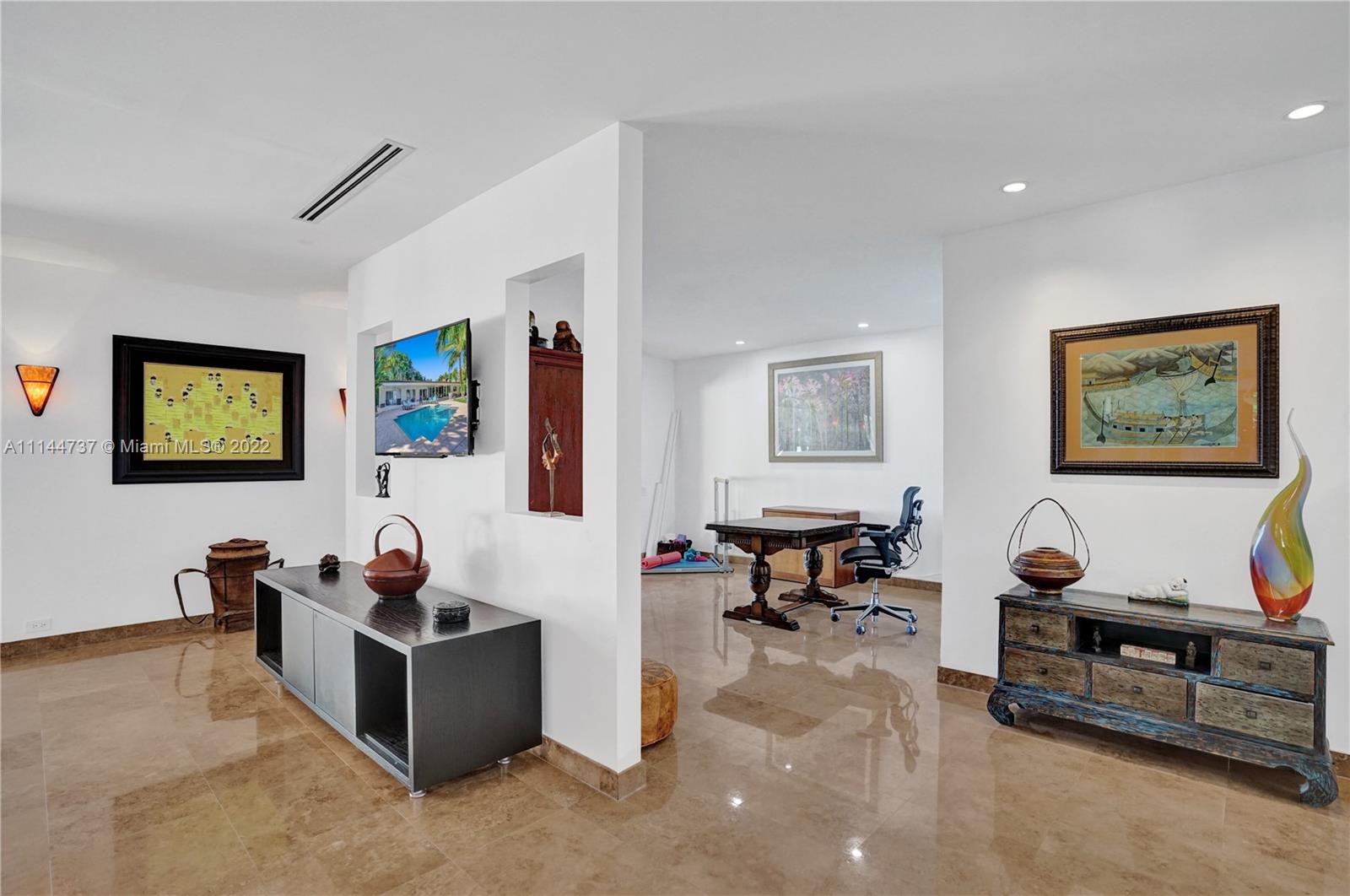 GORDON TR - Residential