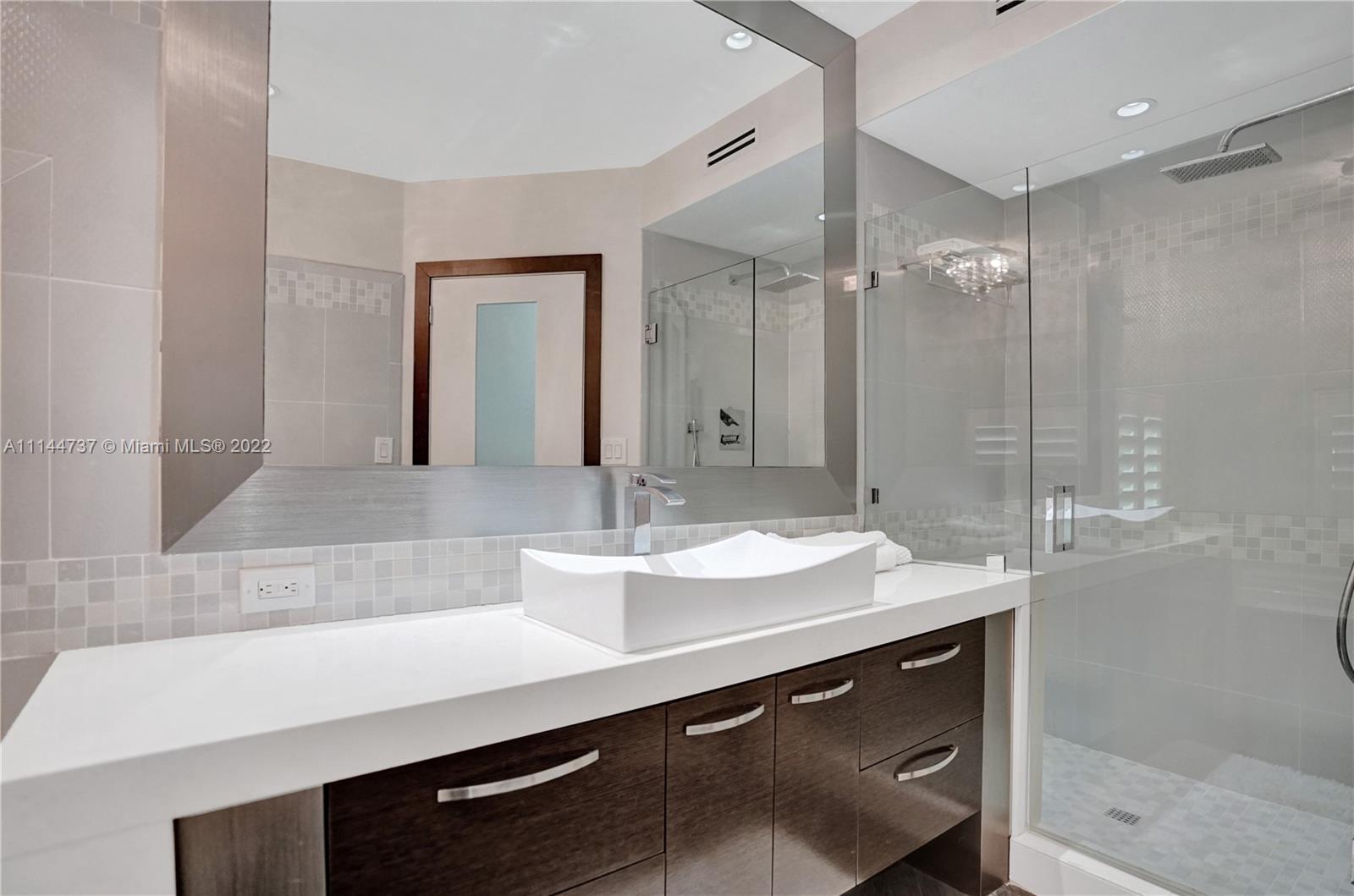 GORDON TR - Residential