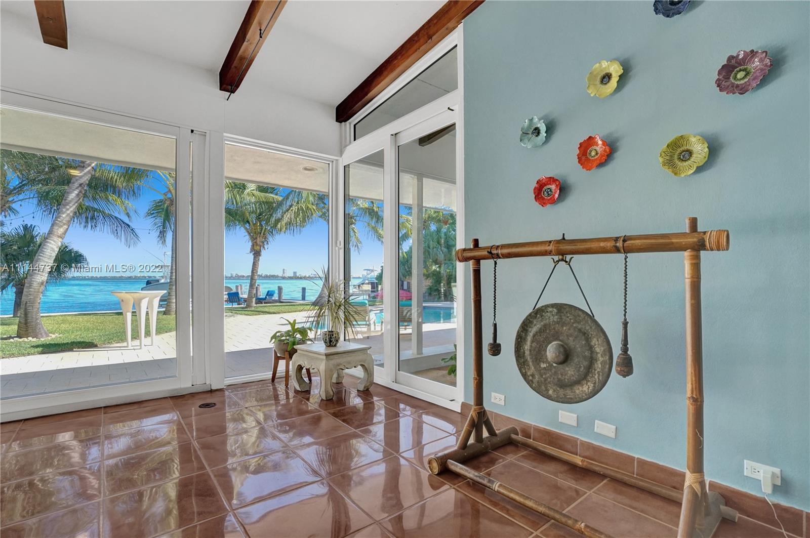 GORDON TR - Residential